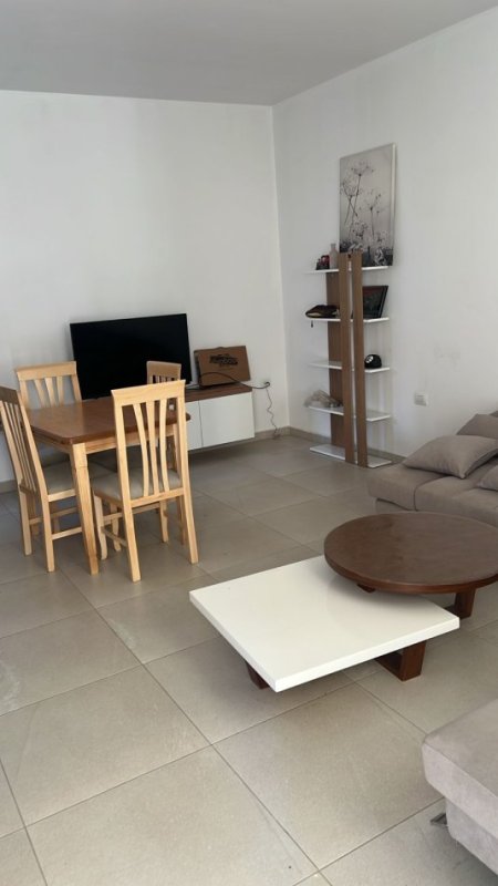 📍 Jepet me Qera Super Hyrje Private – Poshtë Spitalit Amerikan 2 ....400 €