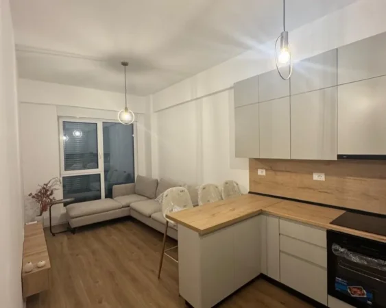 Tirane, jepet me qera apartament 1+1 Kati 3, 55 m² 490 € (Tek Rezidenca Oxa, Fresku)