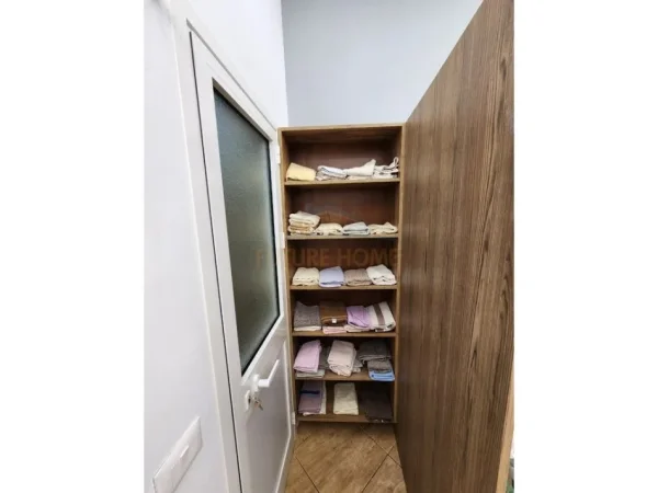 Durres, jepet me qera ambjent biznesi Kati 0, 24 m² 120.000 € 