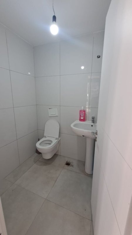 Tirane, shitet ambjent biznesi , 70 m² 210.000 € (Astir)