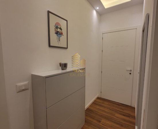Tirane, jepet me qera apartament 1+1 Kati 1, 60 m² 650 € (Rruga Durresit)