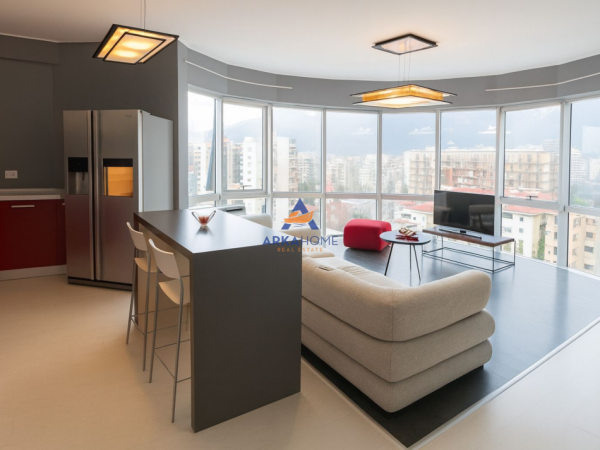 Tirane, jepet me qera apartament 2+1+Ballkon Kati 7, 110 m² 832 € 