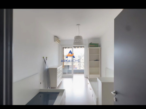 Tirane, jepet me qera apartament 2+1+Ballkon Kati 7, 110 m² 832 € 