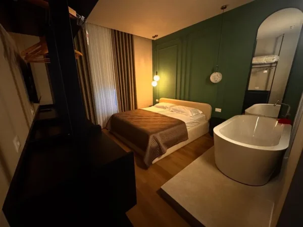 Tirane, shitet vetem 1 dhome , 30 m² 59.000 € (Ali demi)