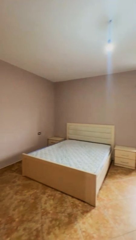 Tirane, jepet me qera apartament 2+1+Ballkon Kati 7, 112 m² 550 € (Don Bosko)