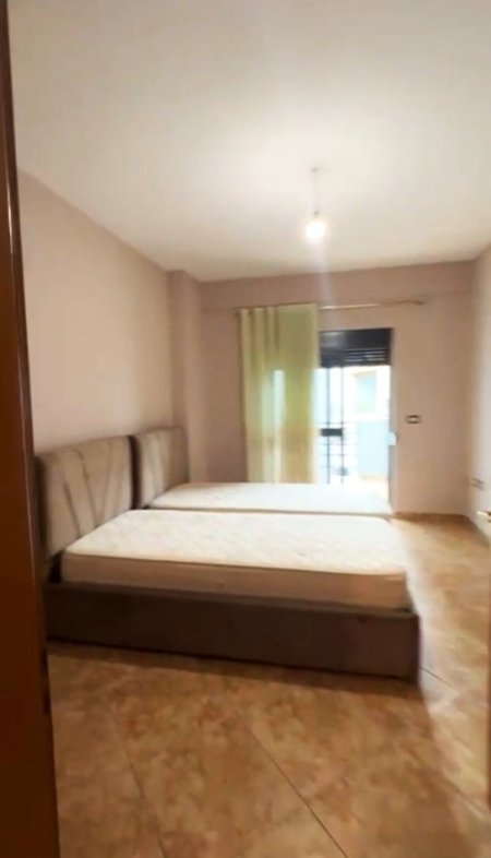 Tirane, jepet me qera apartament 2+1+Ballkon Kati 7, 112 m² 550 € (Don Bosko)