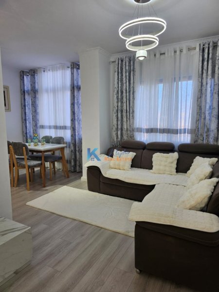 Tirane, shitet apartament 1+1+Ballkon Kati 4, 55 m² 95.000 € (Misto Mame, afer pasticeri Lika)