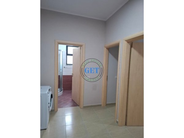 Durres, jepet me qera apartament 2+1 Kati 6, 60 m² 300 € (Stadiumi)