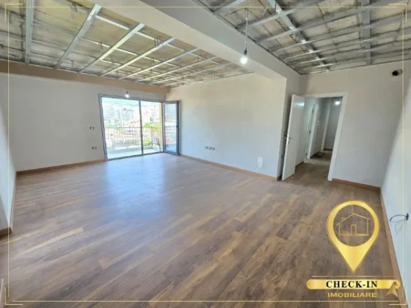 Tirane, shitet apartament 2+1+Aneks+Ballkon Kati 8, 102 m² 179.000 € (Porcelan)