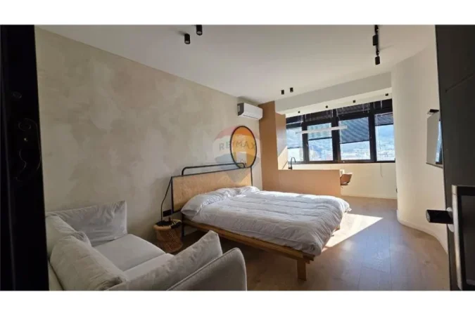 Vlore - Lungomare, shitet apartament+verande | Penthouse 2+1 Kati 10, 117 m² 328.500 € (Pranë Shkollës së Marinerisë, Lungomare, Vlorë)