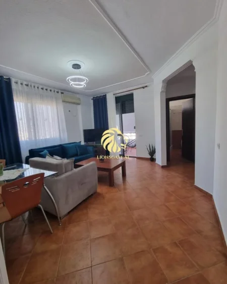 Tirane, jepet me qera apartament 1+1+Ballkon , 64 m² 650 € (Myslym Shyri)
