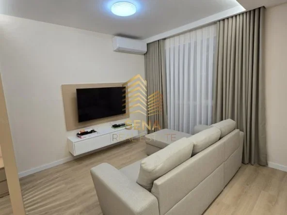 Tirane, jepet me qera garsonier Kati 5, 49 m² 