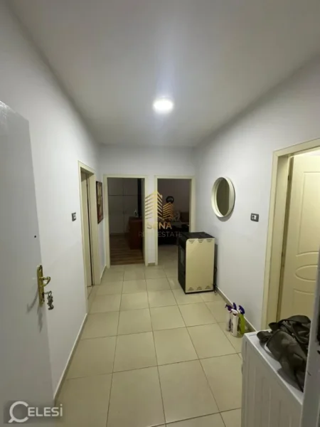 Tirane, jepet me qera apartament 2+1 Kati 5, 75 m² 500 €