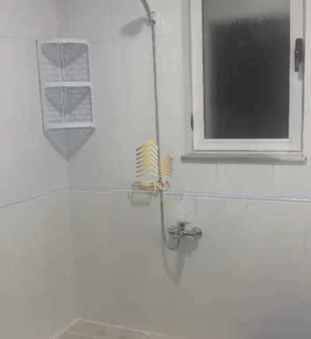 Tirane, jepet me qera shtepi 2+1 Kati 1, 125 m² 350 € 