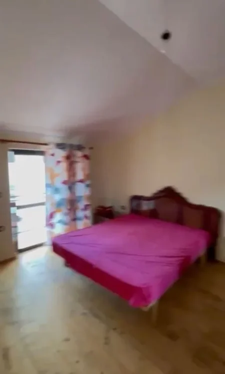 Jepet Apartament 2+1 me Qera tek Sofra e Ariut Tek Ekonomiku,   500 €URO