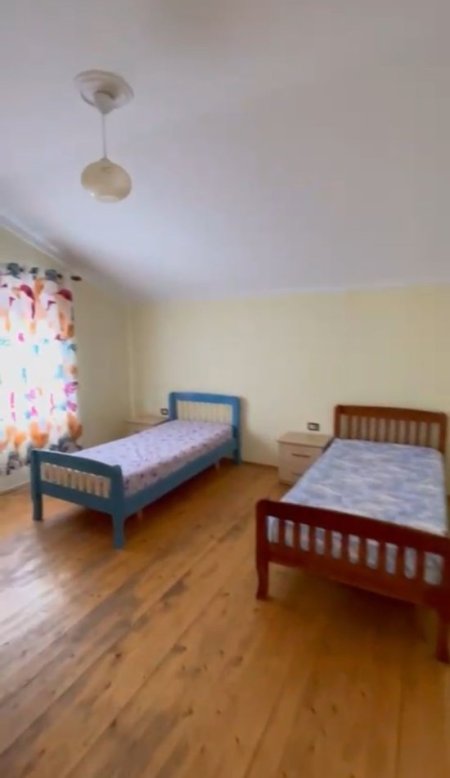 Jepet Apartament 2+1 me Qera tek Sofra e Ariut Tek Ekonomiku,   500 €URO