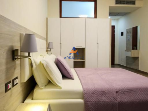 Vlore - Lungomare, jepet me qera hotel , 2.400 m² 60.000 €