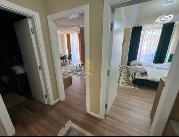 Tirane, jepet me qera apartament 2+1 Kati 1, 110 m² (Pazari i Ri)