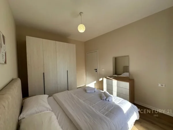 Tirane, jepet me qera apartament 2+1 Kati 2, 94 m² 600 € (Don Bosko)