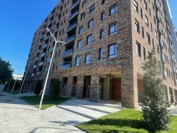 Tirane, shitet apartament 2+1+Ballkon Kati 8, 109 m² 174.000 € 