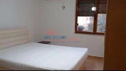 Tirane, shitet apartament 1+1+Ballkon , 53 m² 125.000 € (Rruga Petro Nini Luarasi)