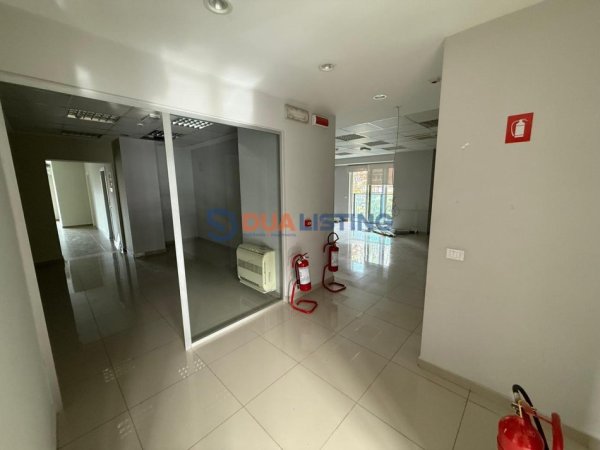 Tirane, jepet me qera ambjent biznesi , 289 m² 4.900 € (Stadiumi Air Albania)