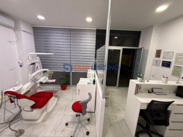 Tirane, shitet ambjent biznesi , 29 m² 73.500 € (Yzberisht)