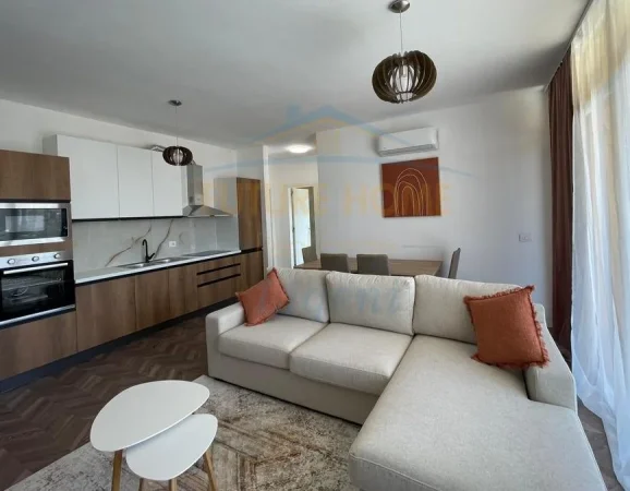 Qera, Apartament 2+1+2, Stacioni i Trenit, Tiranë.