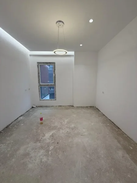 Tirane, shitet apartament 2+1 , 100 m² 235.000 € (Ali Demi)