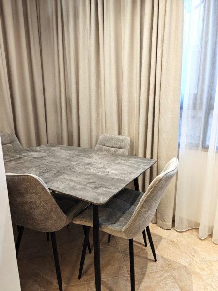 Tirane, shitet apartament 1+1 Kati 1, 53 m² 145.000 € (Rruga Medar Shtylla)