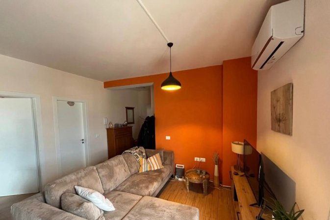 Tirane, shitet apartament 2+1 Kati 8, 91 m² 205.000 € (selvia)