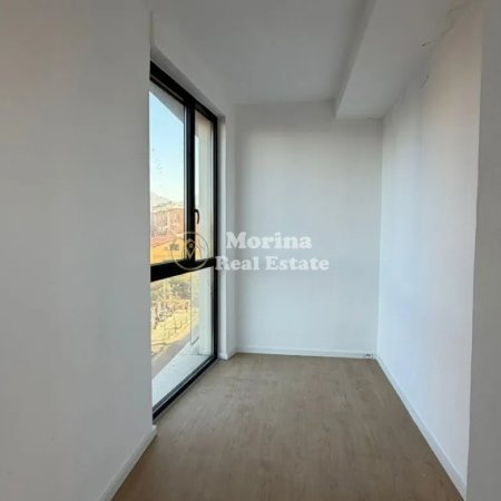 Tirane, jepet me qera ambjent biznesi Kati 1, 140 m² 1.500 € (Rruga Mine Peza)