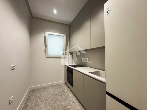 Tirane, jepet me qera Vile , 440 m² 9.000 € (RRUGA “NASI PAVLLO”, MBRAPA AMBASADES AMERIKANE)