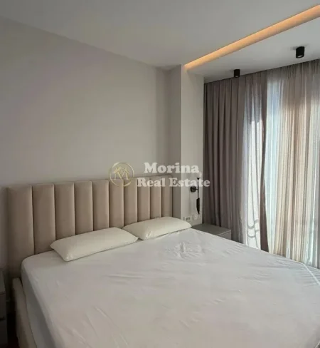Tirane, jepet me qera apartament 3+1 Kati 3, 180 m² 2.200 € (Rruga Mine Peza)