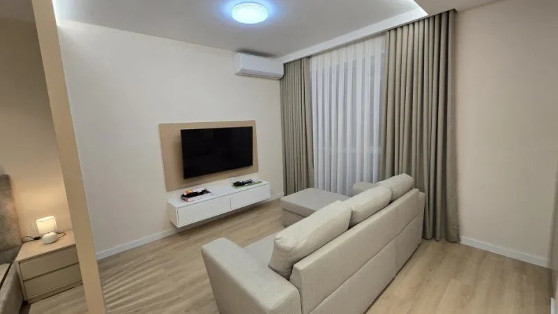 Tirane, jepet me qera apartament 1+1 Kati 5, 49 m² 400 € (qsut)