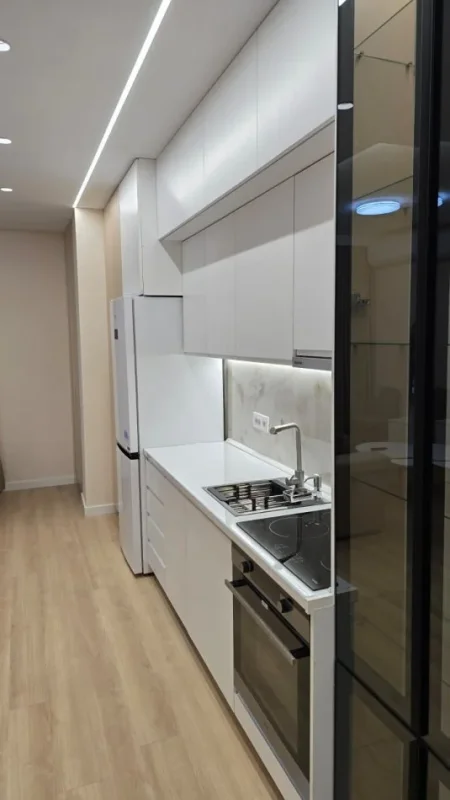 Tirane, jepet me qera apartament 1+1 Kati 5, 49 m² 400 € (qsut)