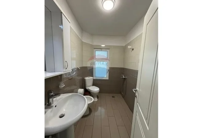 Tirane, shitet apartament 2+1 Kati 2, 73 m² 135.000 € (Rruga Belul Hatibi, Tiranë)