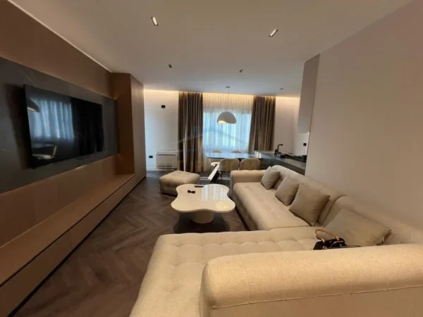 Tirane ME KREDI, shitet apartament 2+1+2 Kati 9, 103 m² 288.000 € (RRUGA ELBASANIT TIRANE)