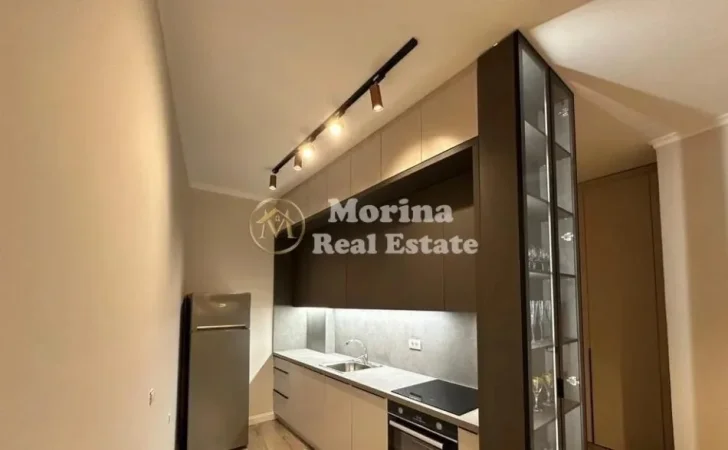 Tirane, jepet me qera apartament 1+1 Kati 2, 74 m² 680 € (Teg)