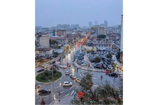 Tirane, shitet apartament 1+1 Kati 1, 77 m² 190.000 € (Komuna e Parisit, Tiranë)