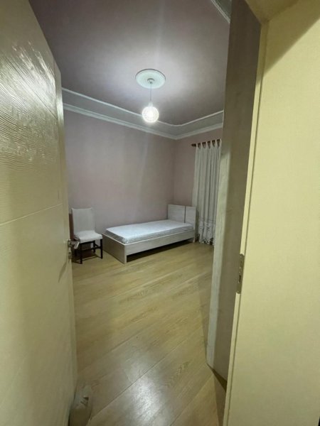 Tirane, jepet me qera apartament 2+1 Kati 3, 74 m² 600 € (rruga durresit)
