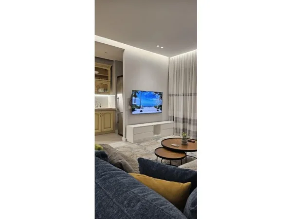 Tirane, shitet apartament 2+1 Kati 1, 112 m² 280.000 € (Rruga e Barrikadave)