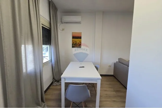 Tirane, shitet apartament 2+1 Kati 5, 82 m² 185.000 € (Rruga Robert Shvarc, Tiranë)