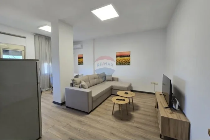 Tirane, shitet apartament 2+1 Kati 5, 82 m² 185.000 € (Rruga Robert Shvarc, Tiranë)