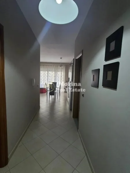 Tirane, jepet me qera apartament 2+1 Kati 1, 92 m² 500 € (Kodra e Diellit)