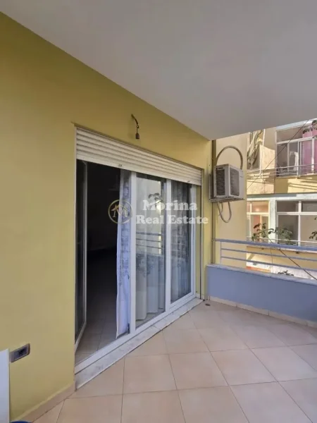 Tirane, jepet me qera apartament 2+1 Kati 1, 92 m² 500 € (Kodra e Diellit)