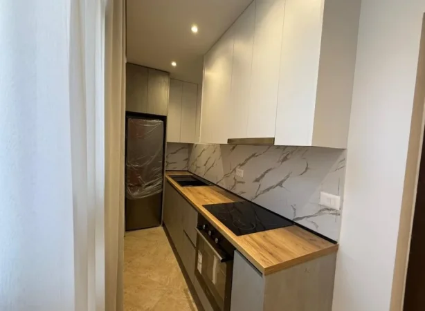 Tirane, shitet apartament 1+1 Kati 1, 53 m² 145.000 € (komuna parisit)