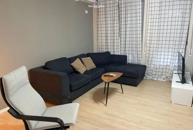 Tirane, jepet me qera apartament 1+1 Kati 2, 70 m² 600 € (Rruga Anastas Kullurioti)