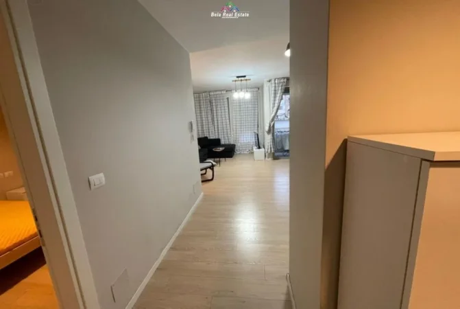 Tirane, jepet me qera apartament 1+1 Kati 2, 70 m² 600 € (Rruga Anastas Kullurioti)