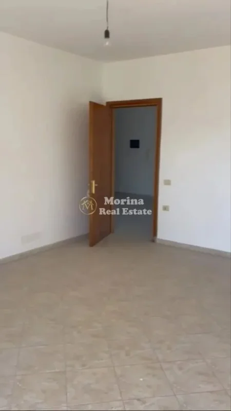 Vlore, shitet apartament 1+1 Kati 7, 85 m² 145.000 € (Rruga Kosova)